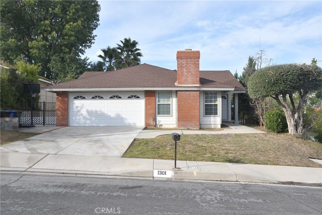 Property Photo:  1301 Tierra Siesta  CA 91789 