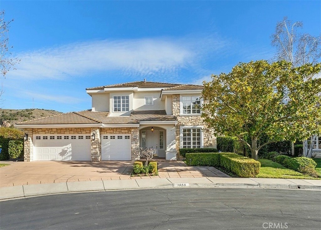 1650 Oakcottage Court  Lake Sherwood CA 91361 photo