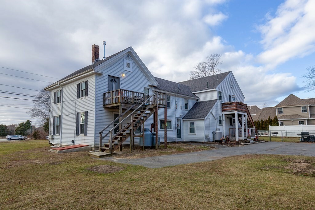 Property Photo:  796 State Rd  MA 02360 