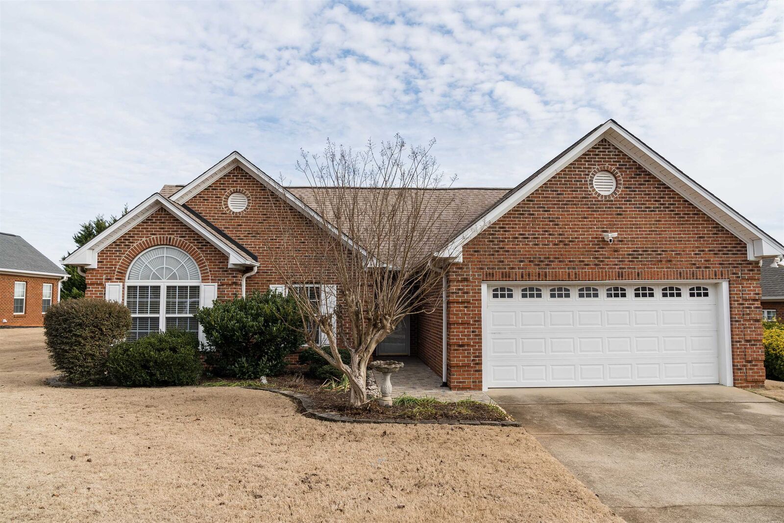 Property Photo: 426 Glen Crest Drive SC 29369