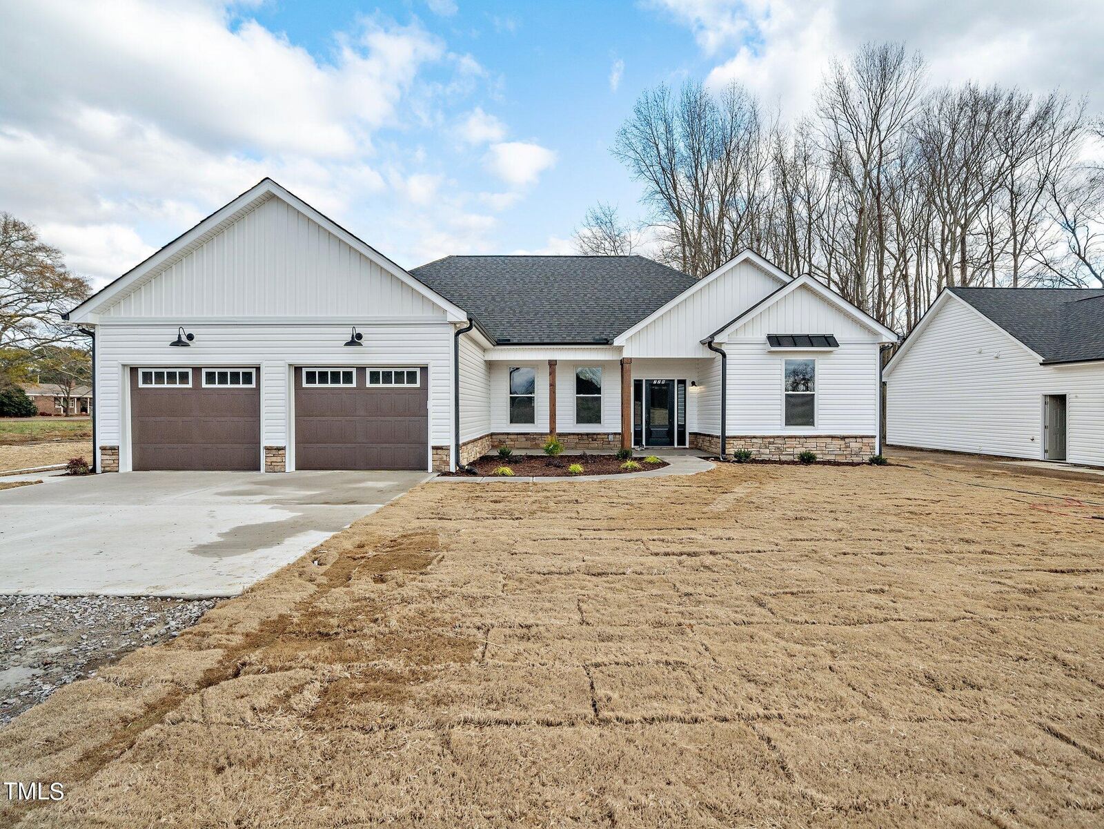 Property Photo: 728 Country Road NC 27557