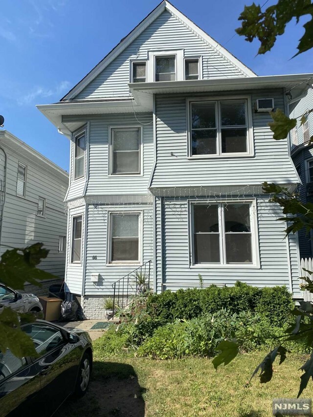 Property Photo:  66 New Lawn Avenue 2  NJ 07032 