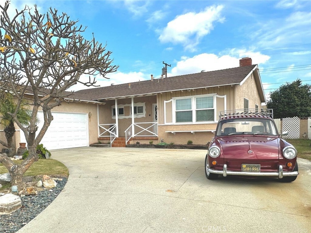 Property Photo:  340 Marin Street  CA 90631 