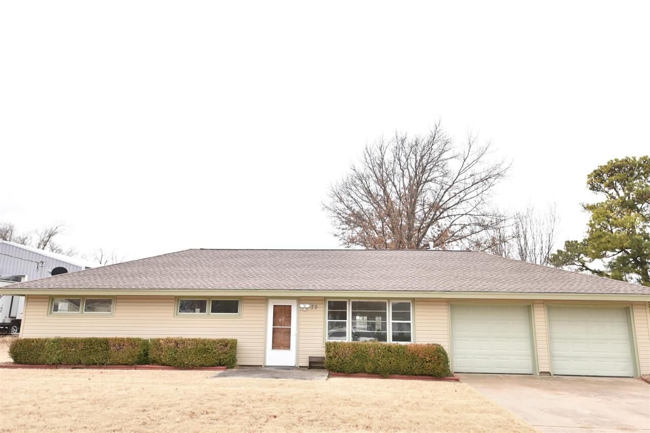 Property Photo: 75 Howard St OK 74604