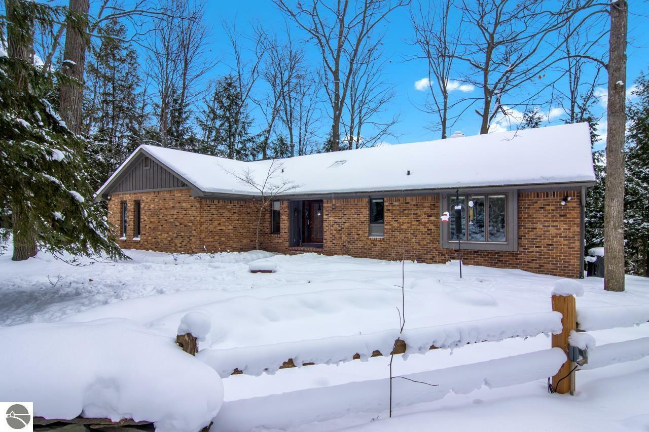 400 Wooded Shore Lane  Traverse City MI 49686 photo