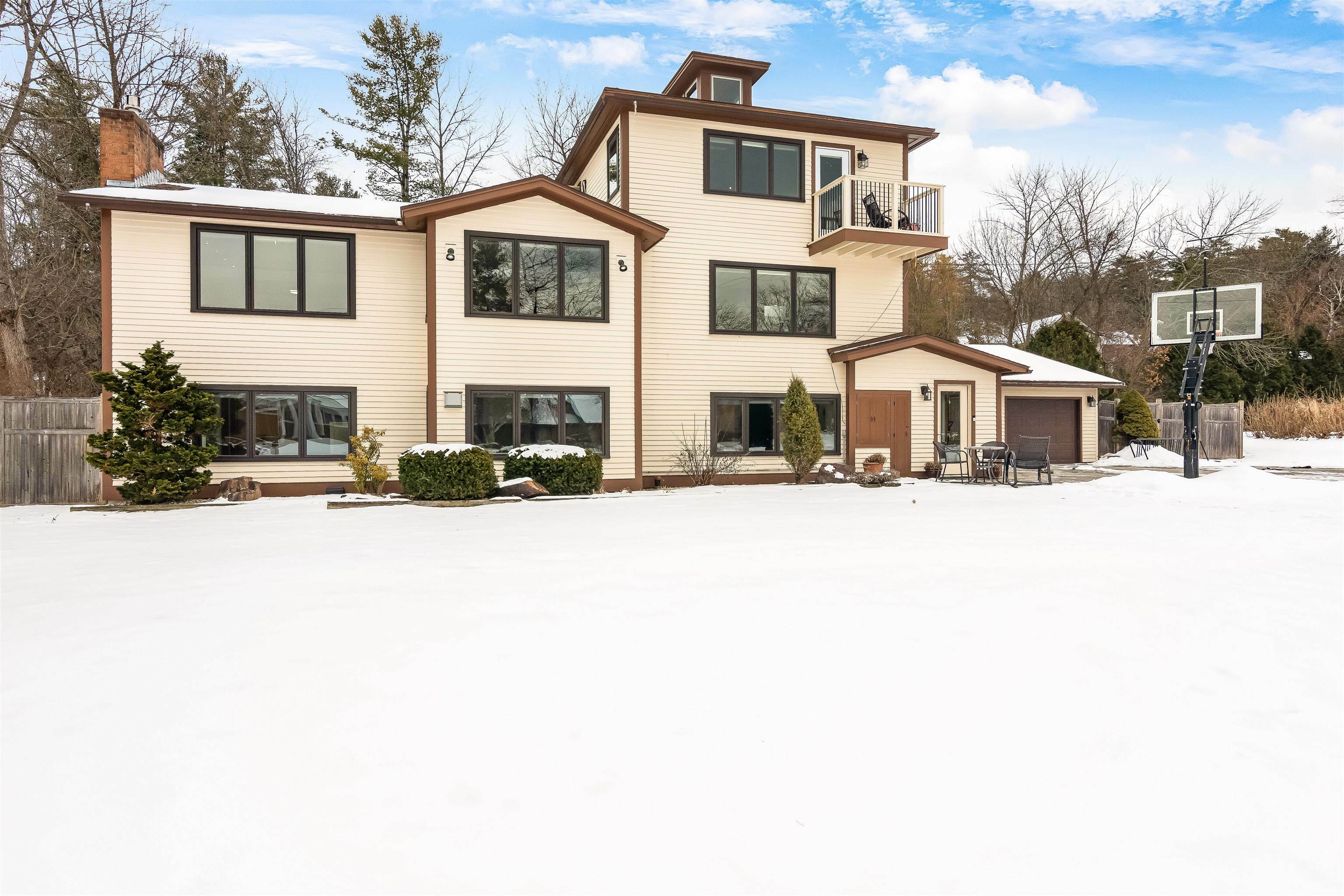 Property Photo:  104 South Cove Road  VT 05401 