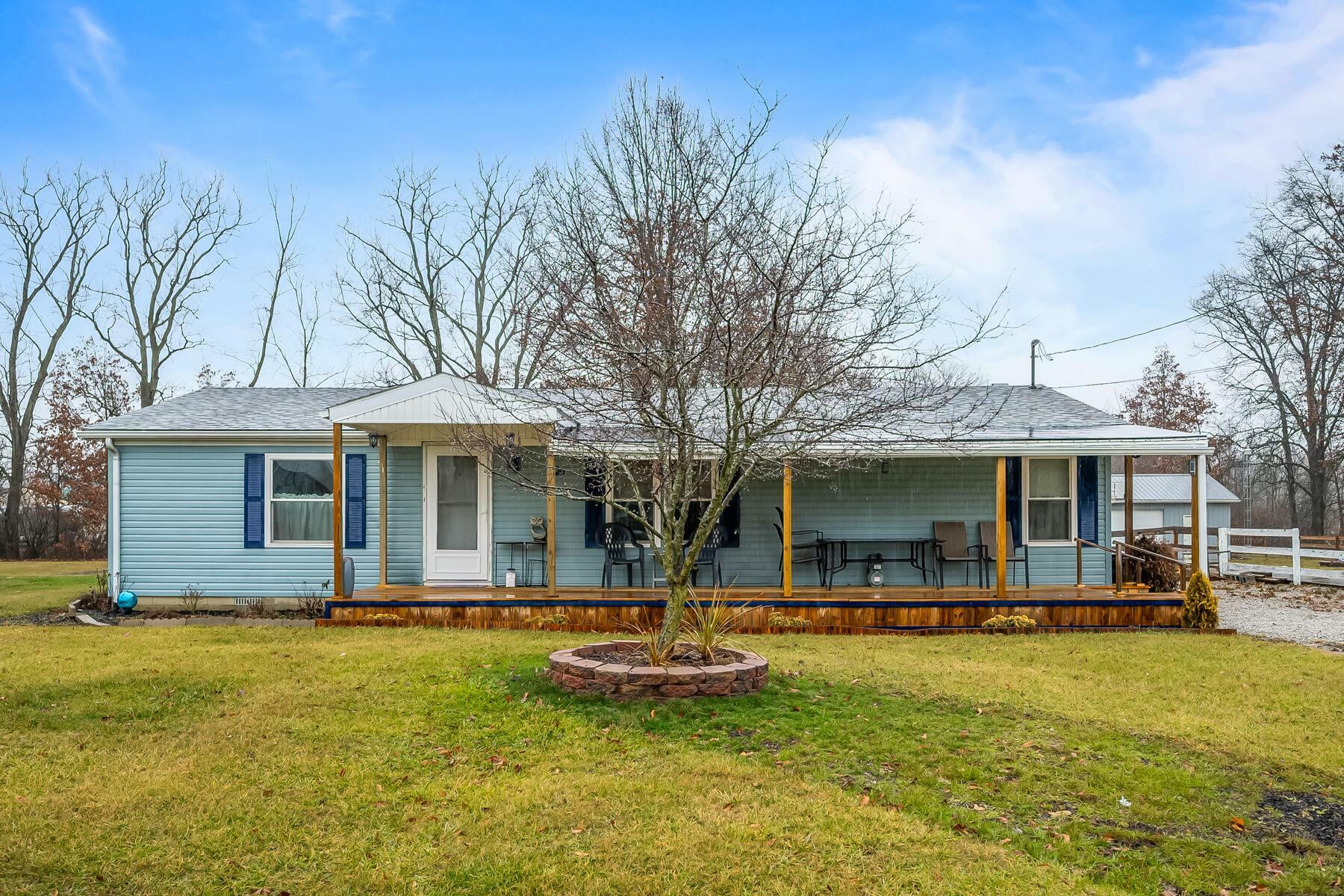 1758 Harris Drive  Marion OH 43302 photo