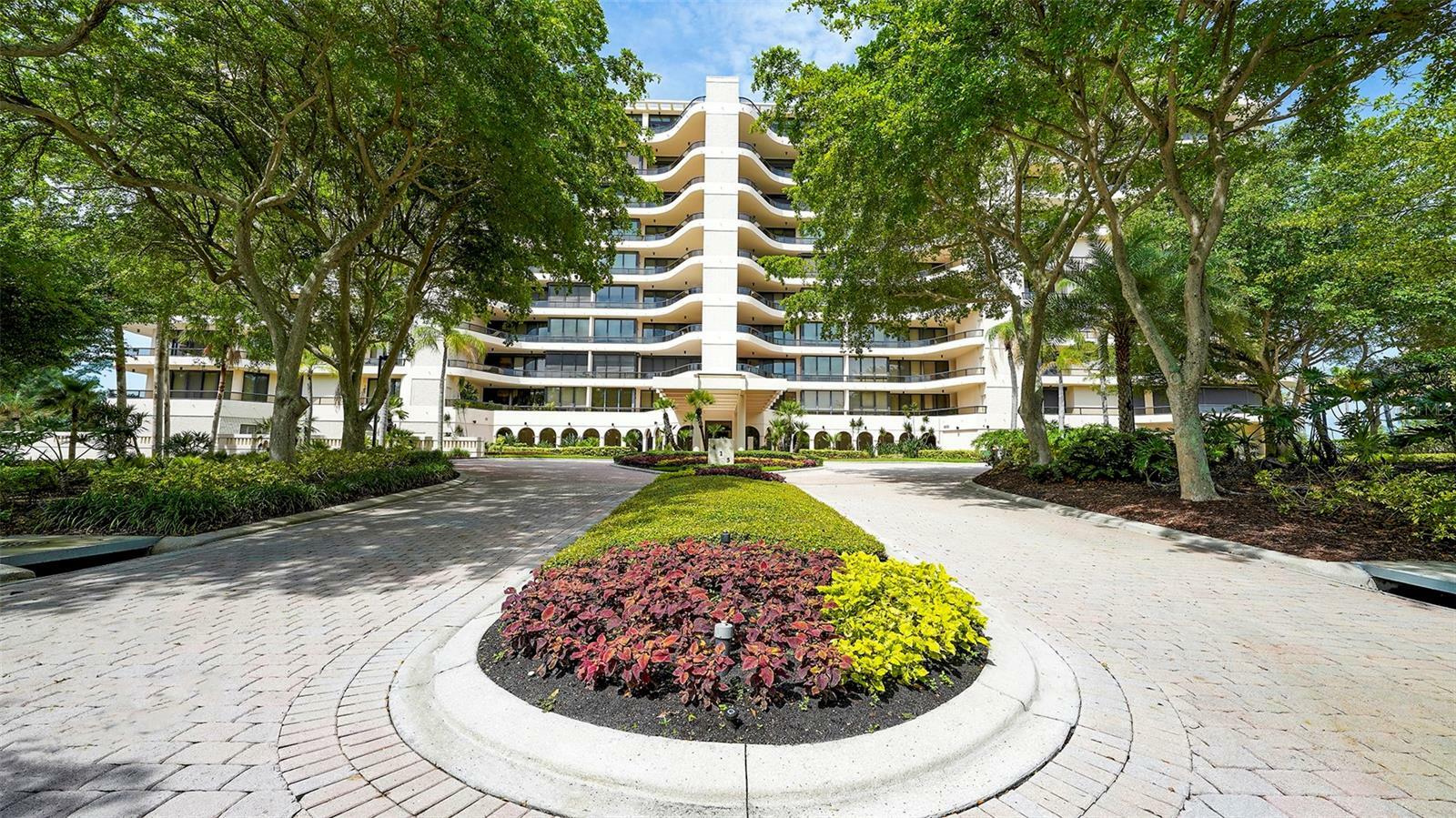 Property Photo: 415 L Ambiance Drive B902 FL 34228