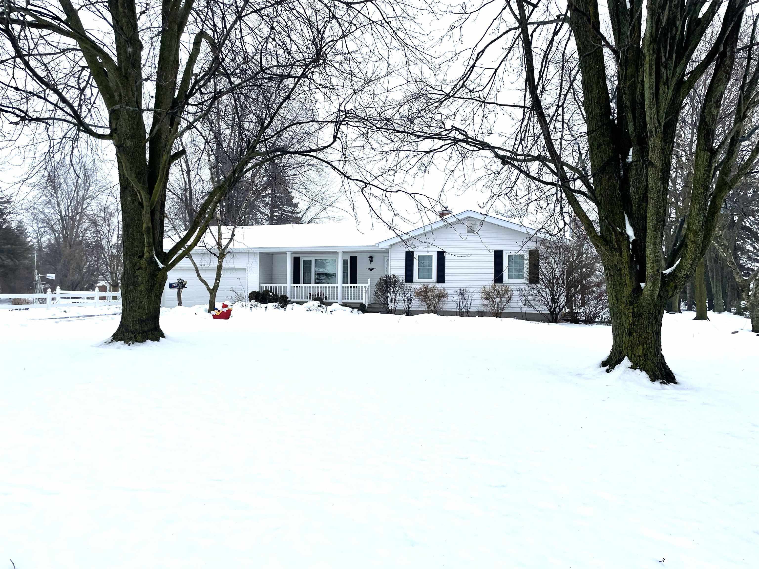 Property Photo:  5435 S Mackinaw  MI 48706 