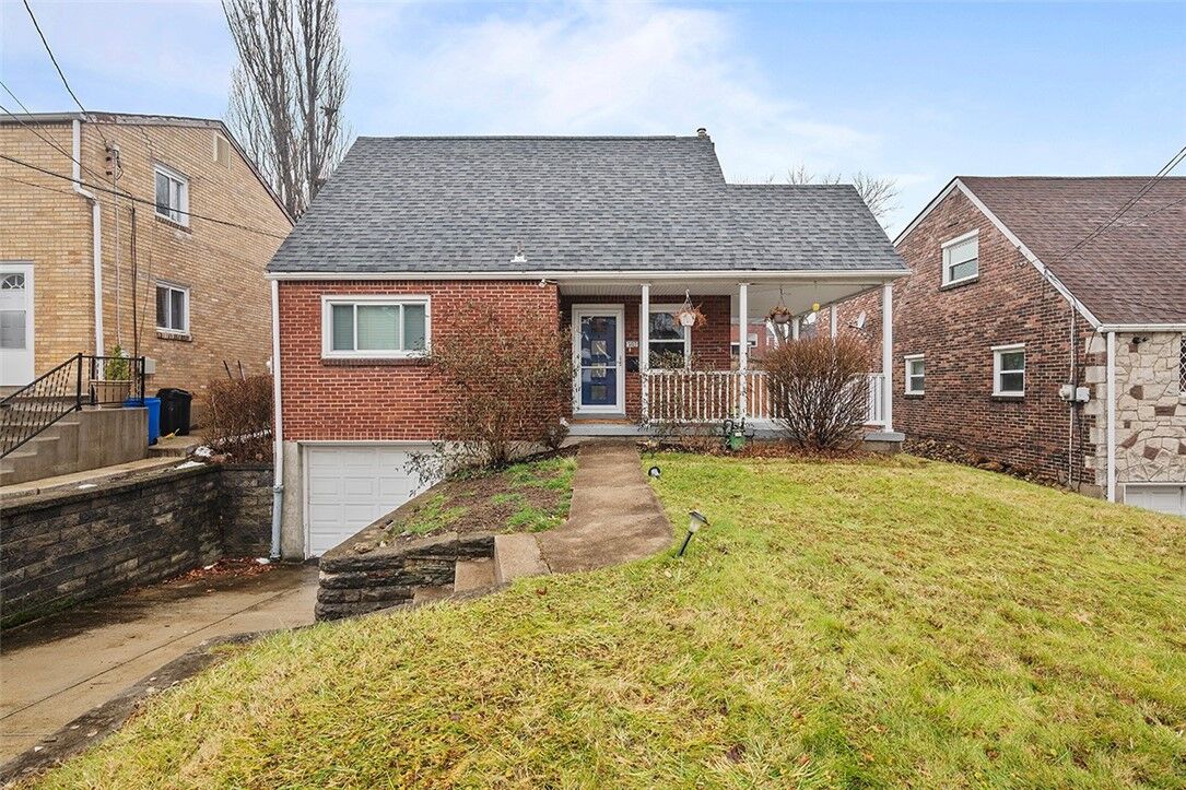 Property Photo:  1461 Hawthorne St  PA 15201