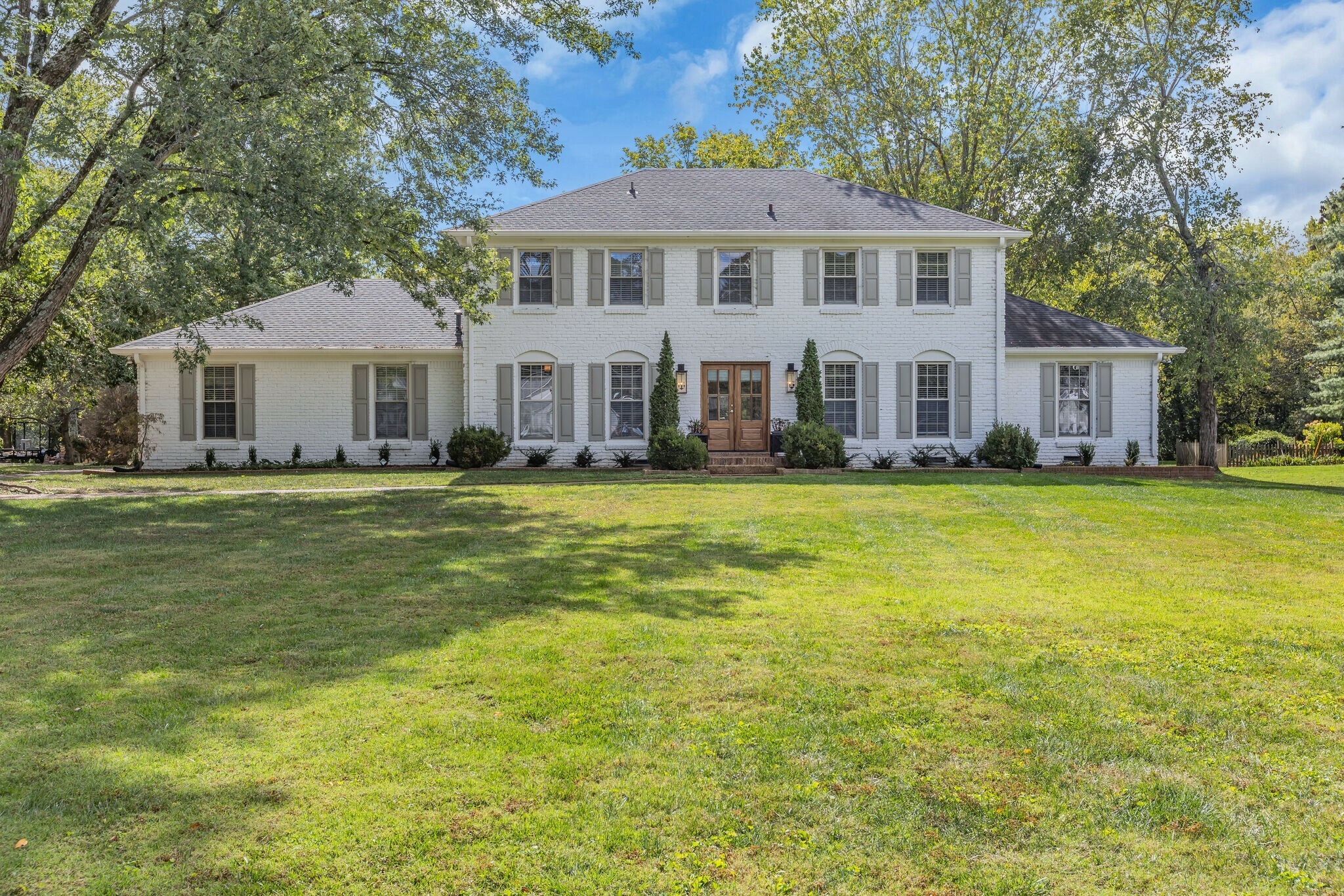 Property Photo:  5401 Williamsburg Rd  TN 37027 