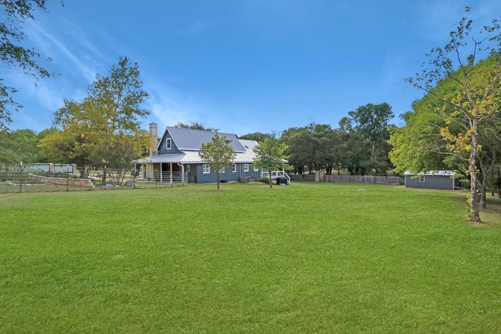 Property Photo: 105 Comfort Valley Ln TX 78013