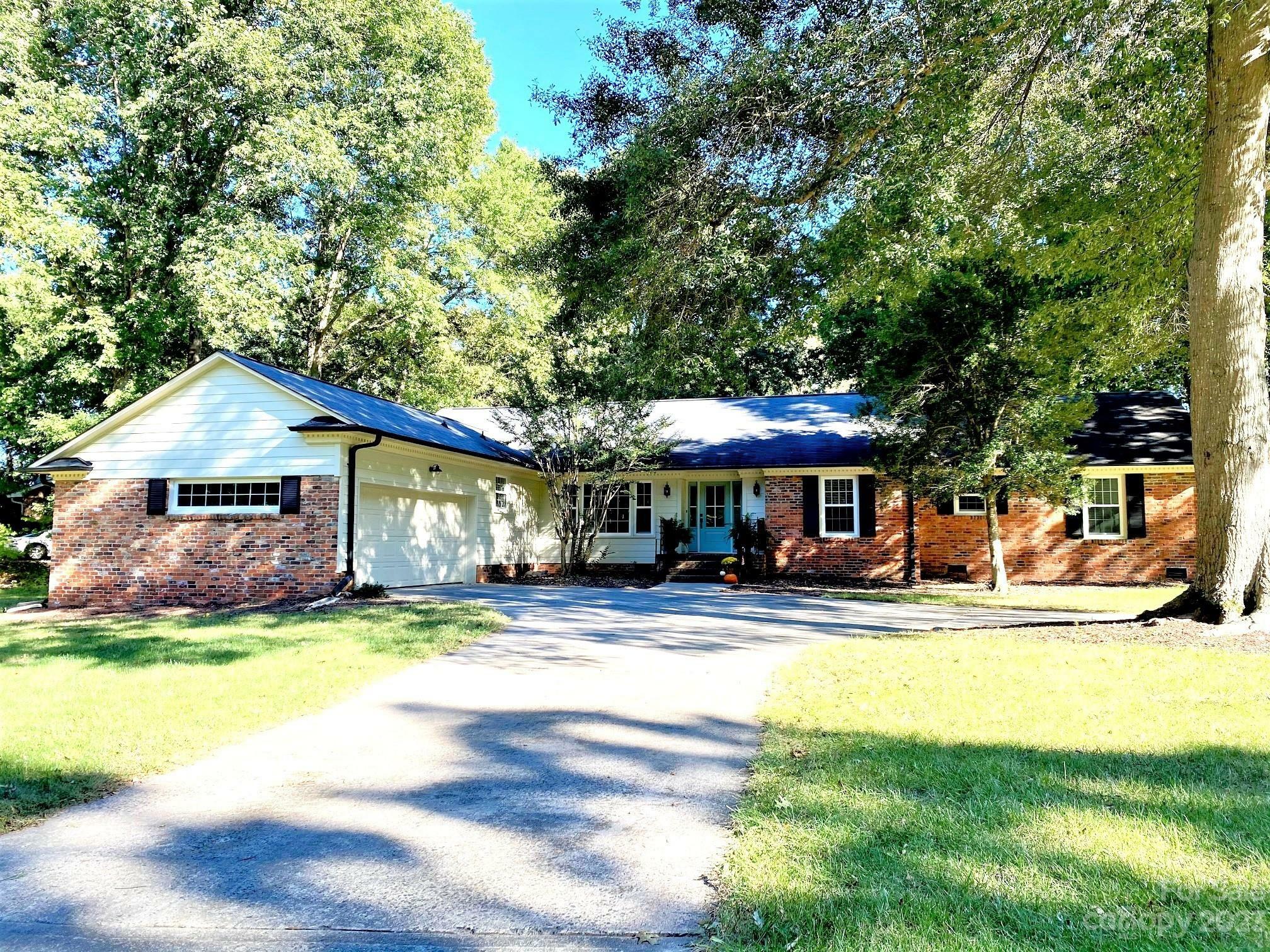 Property Photo:  232 Glencurry Drive  NC 28214 