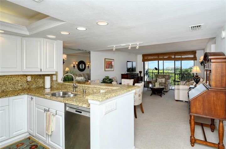 Property Photo: 2045 Gulf Of Mexico Drive M1-402 FL 34228
