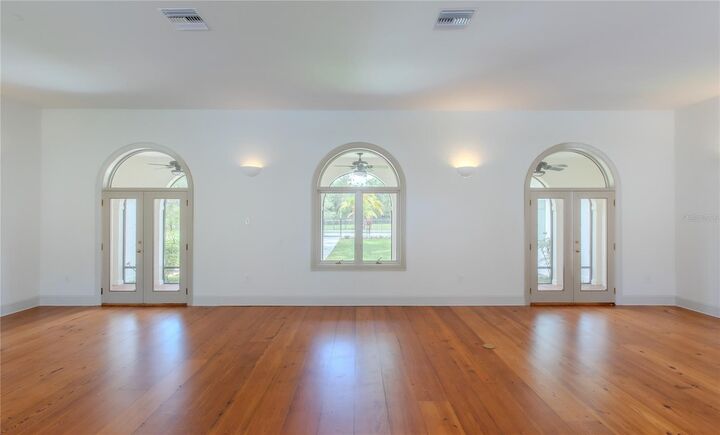 Property Photo:  2300 N Scenic Highway 111  FL 33898 