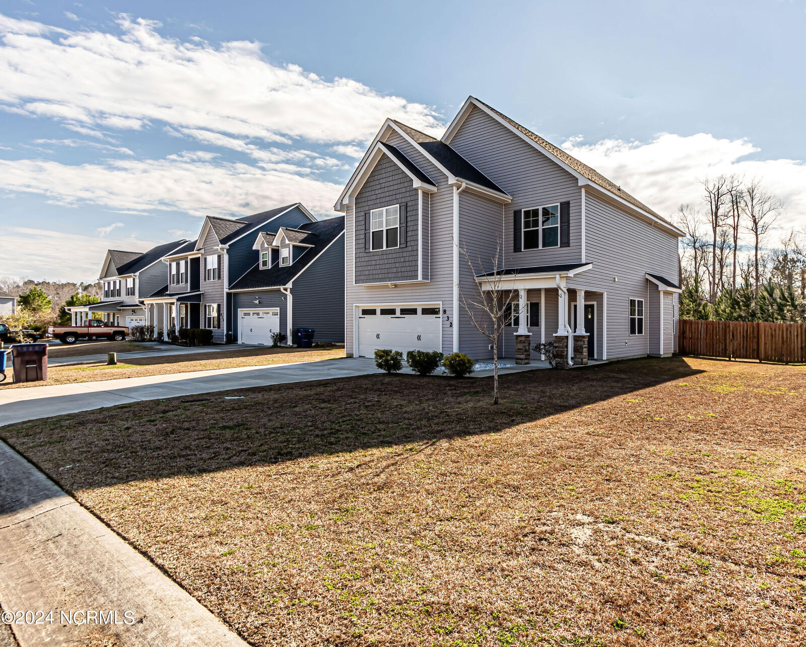 Property Photo:  832 Tuscarora Trail  NC 28546 