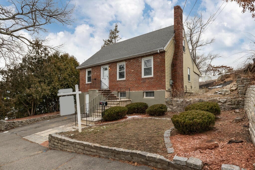 Property Photo: 6 Como Street MA 02148