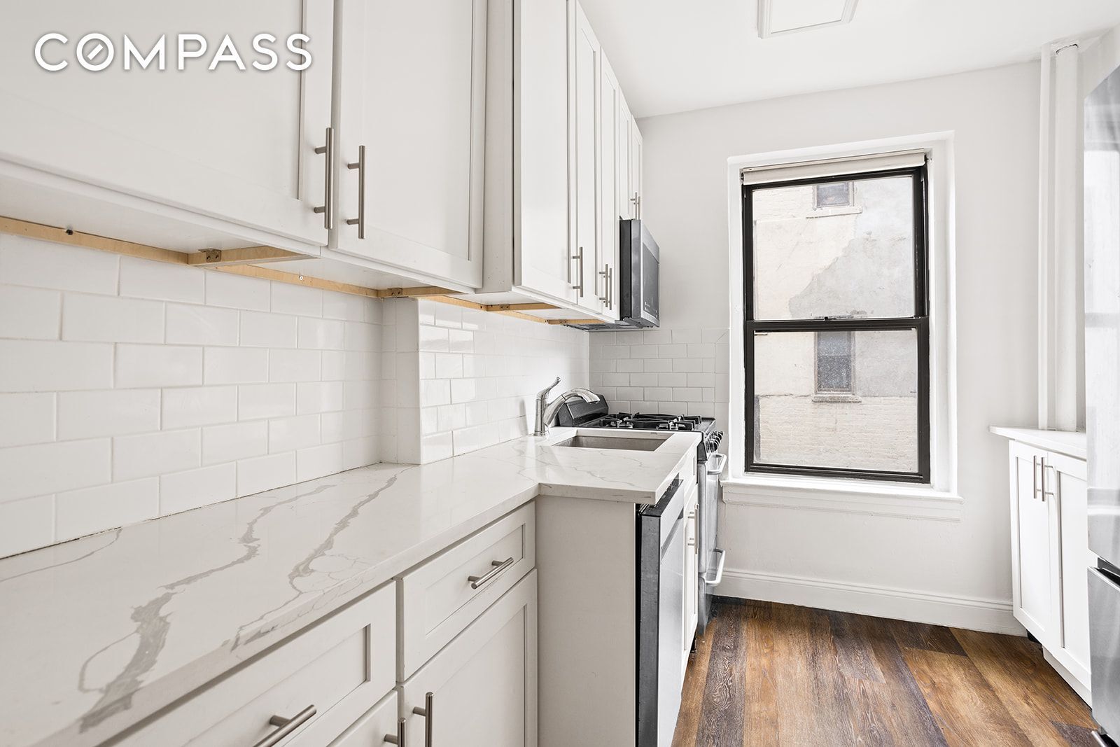 Photo de la propriété:  240 E 24th Street 3C  NY 10010 