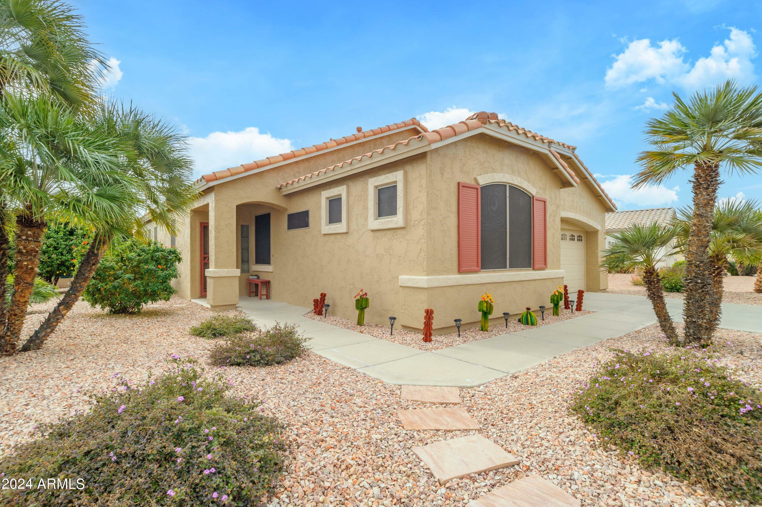 Property Photo: 17619 W Wildberry Drive AZ 85374