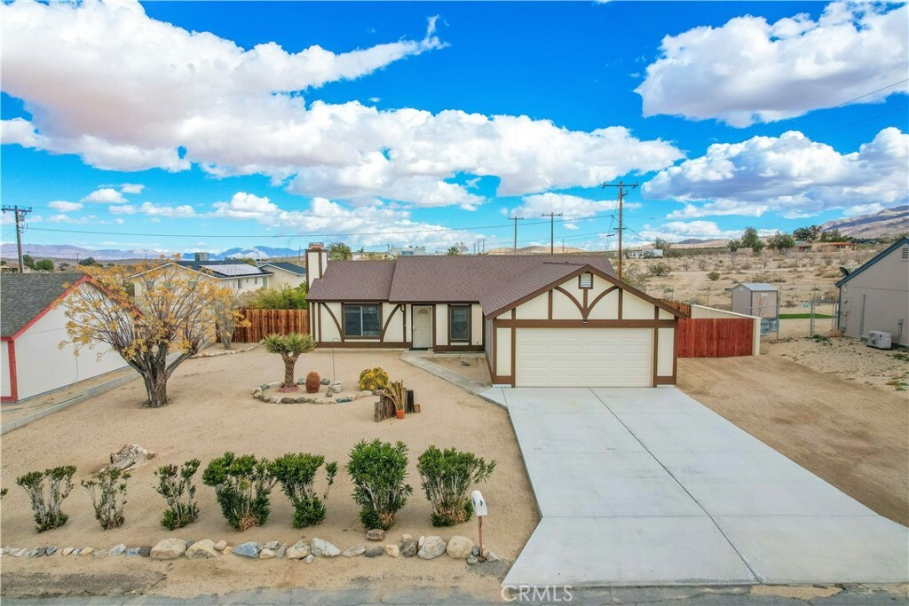 Property Photo: 7007 Elm Avenue CA 92277