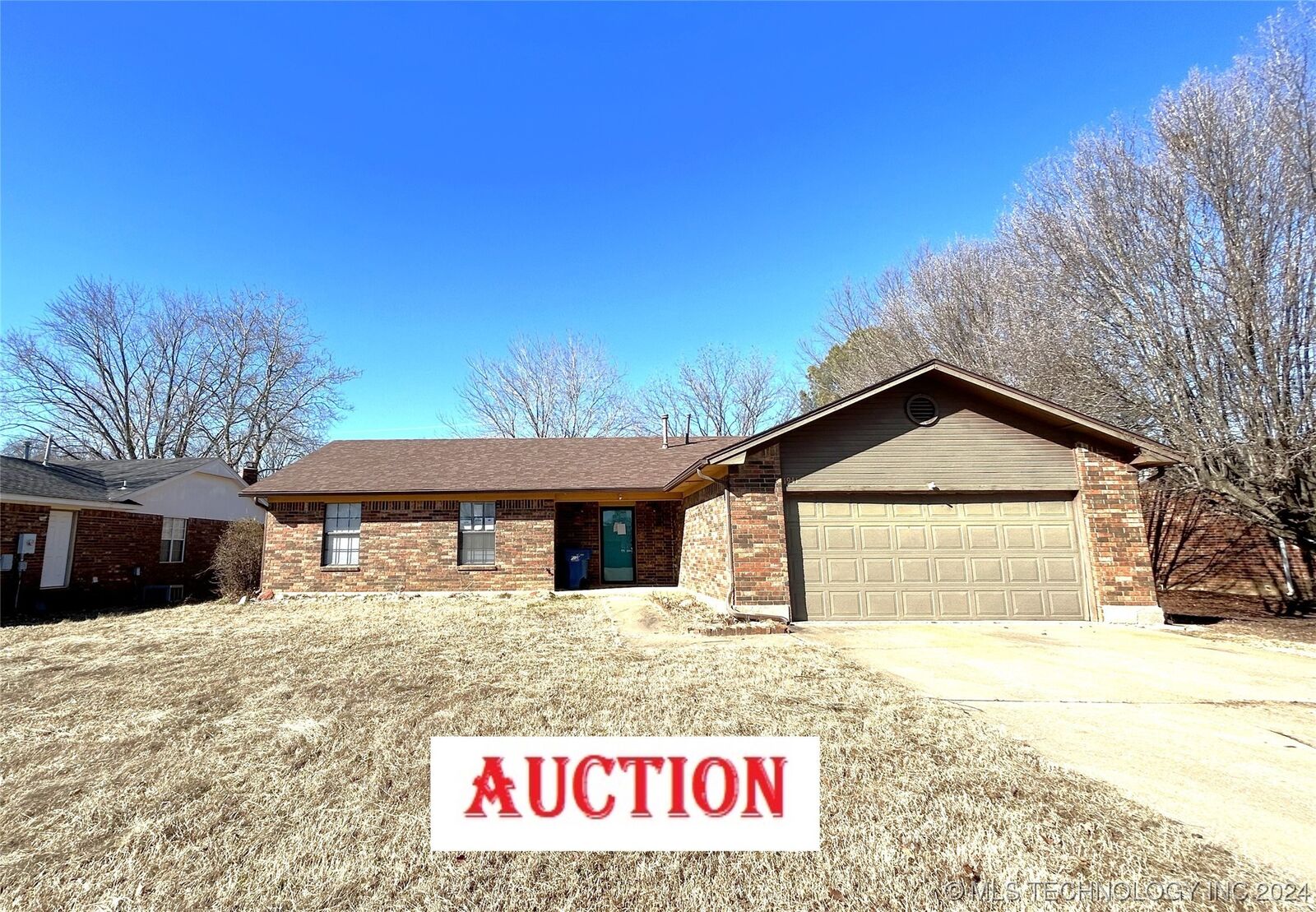 Property Photo: 1941 Green Meadows Drive OK 74501