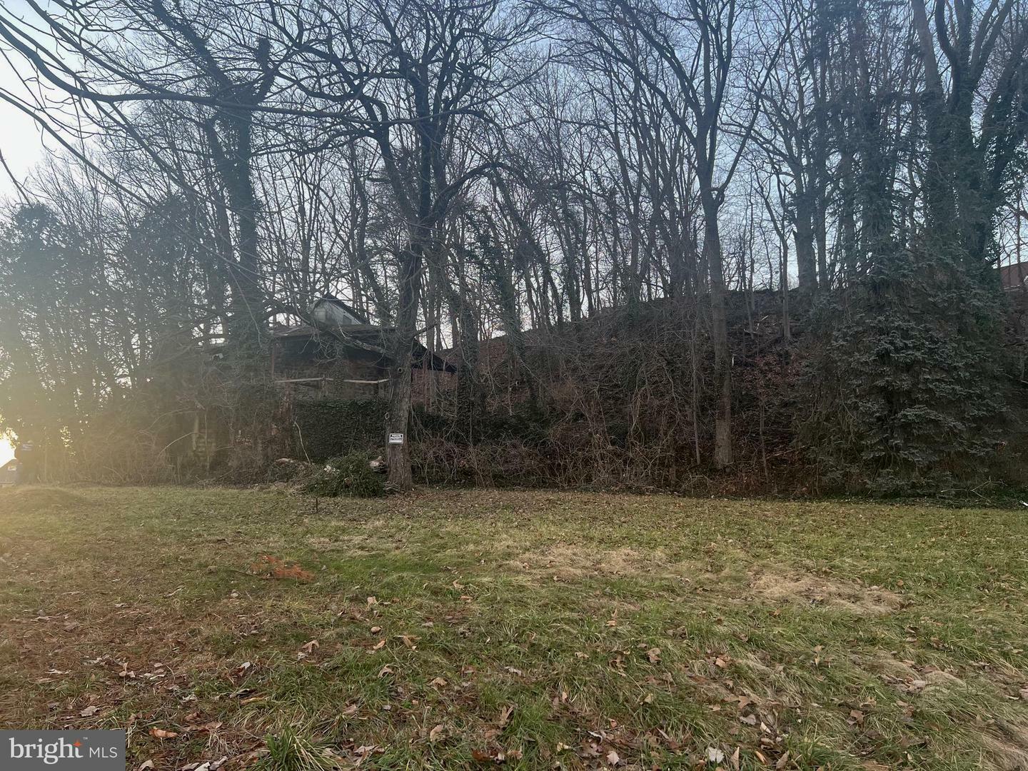 Property Photo:  220 W 37th Street  PA 19606 