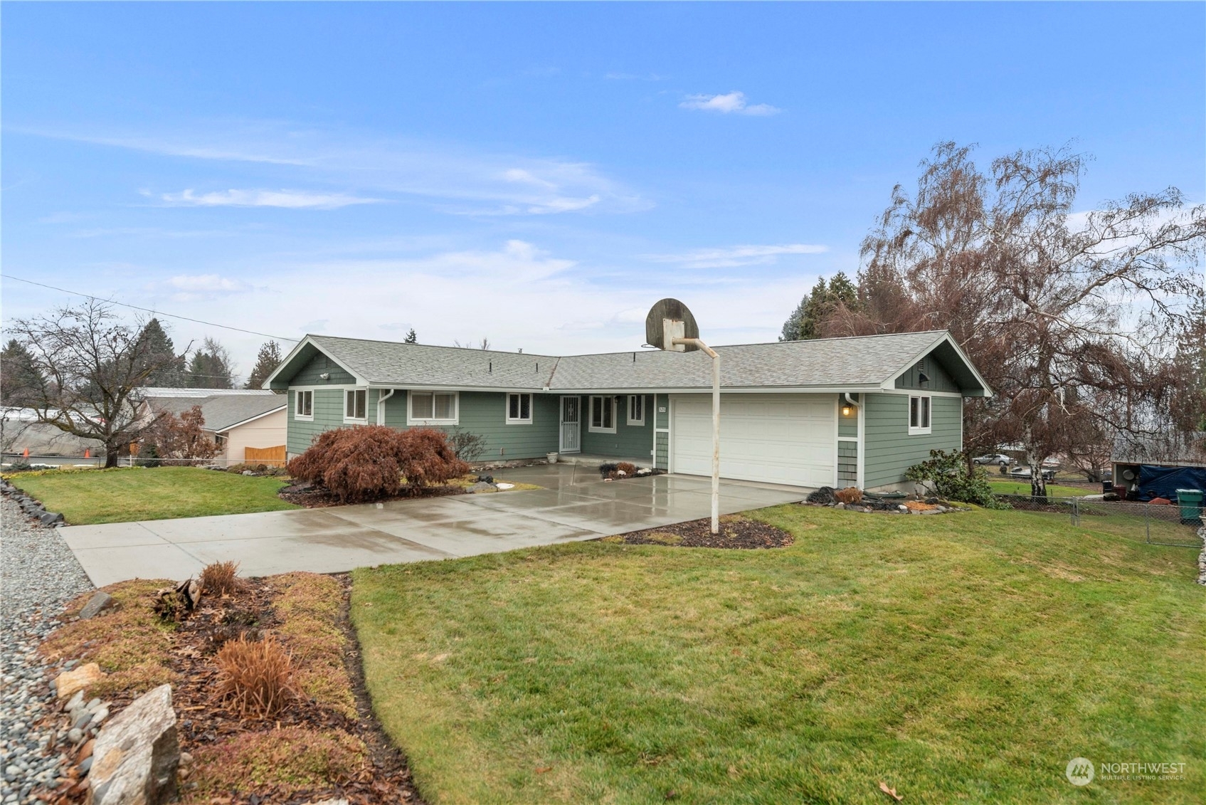 Property Photo:  326 N James Avenue  WA 98802 