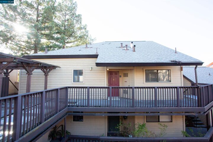 99 Cleaveland Rd 17  Pleasant Hill CA 94523 photo