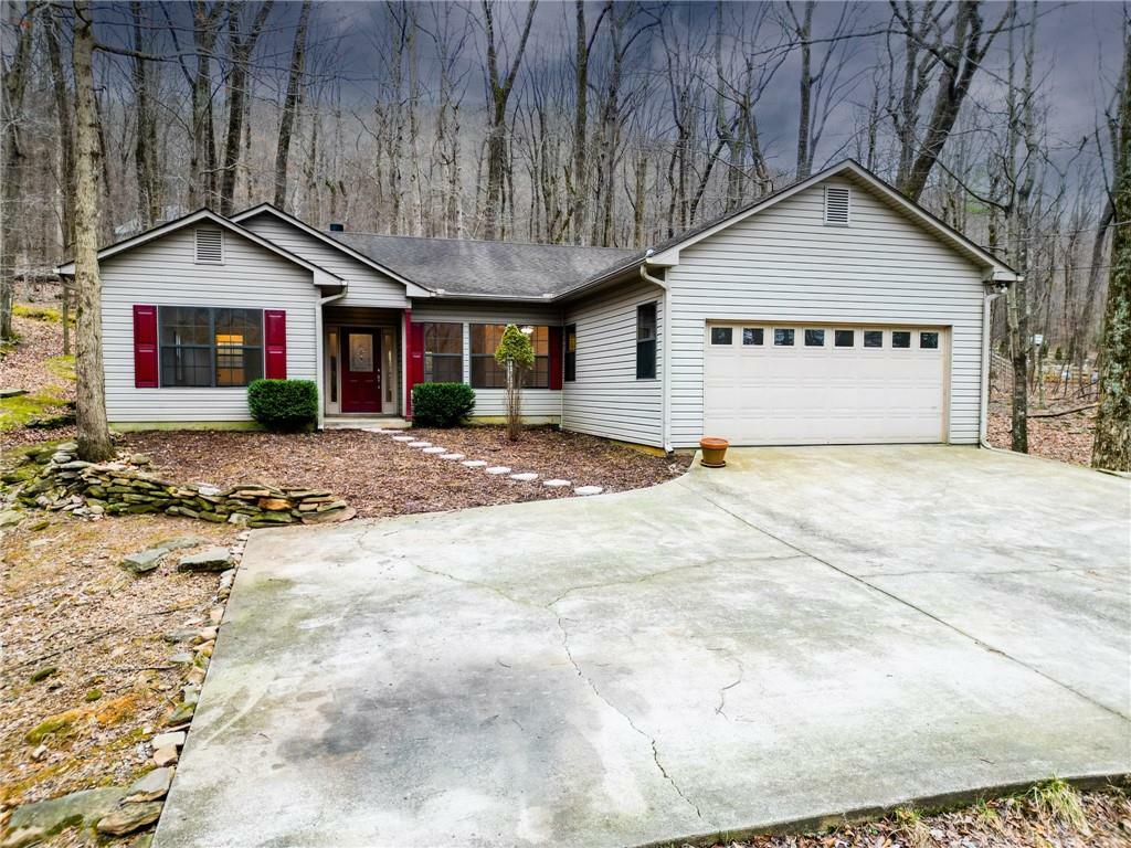 Property Photo:  858 Crippled Oak Trail  GA 30143 