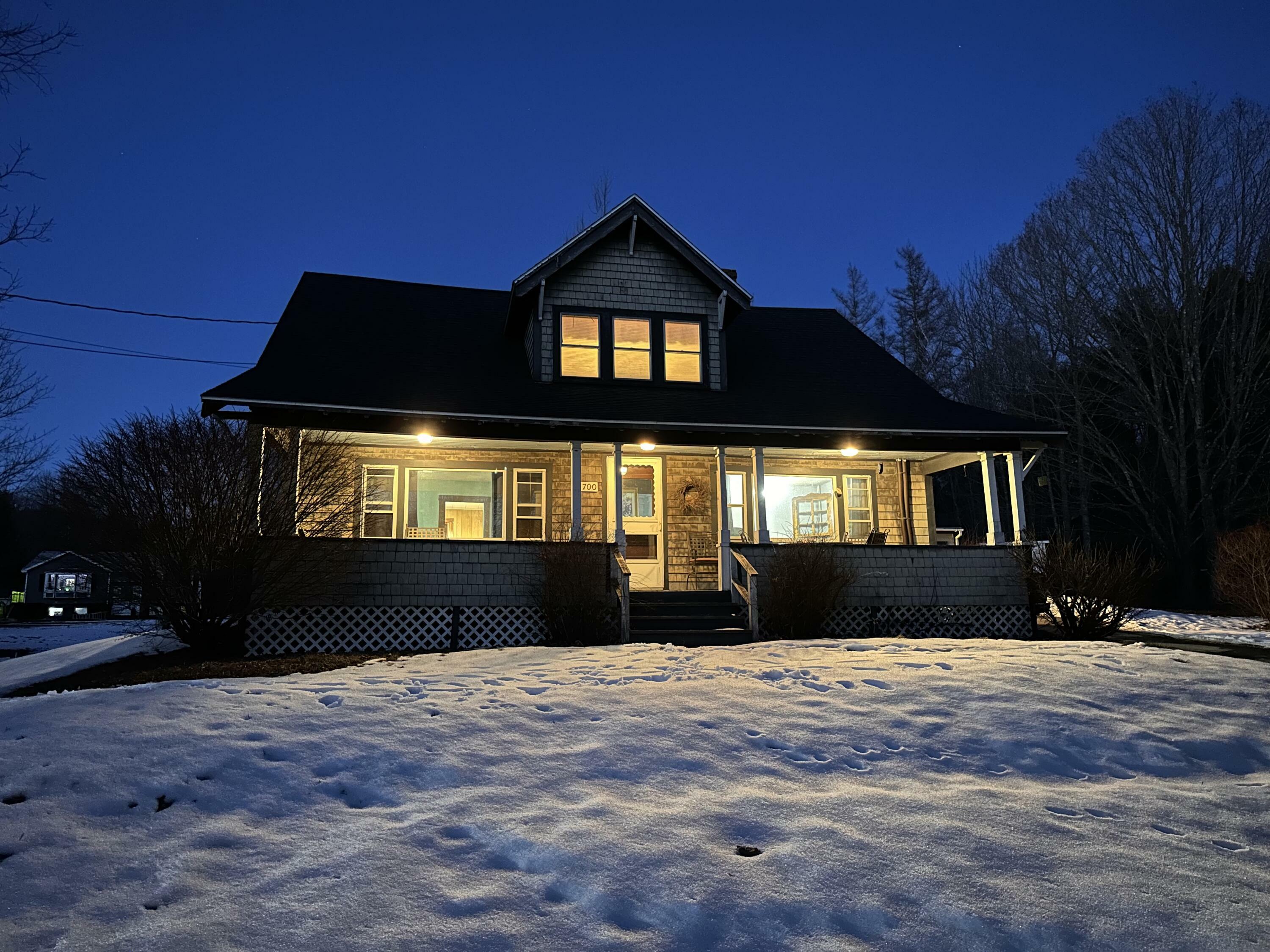 Property Photo:  700 Oyster River Road  ME 04864 