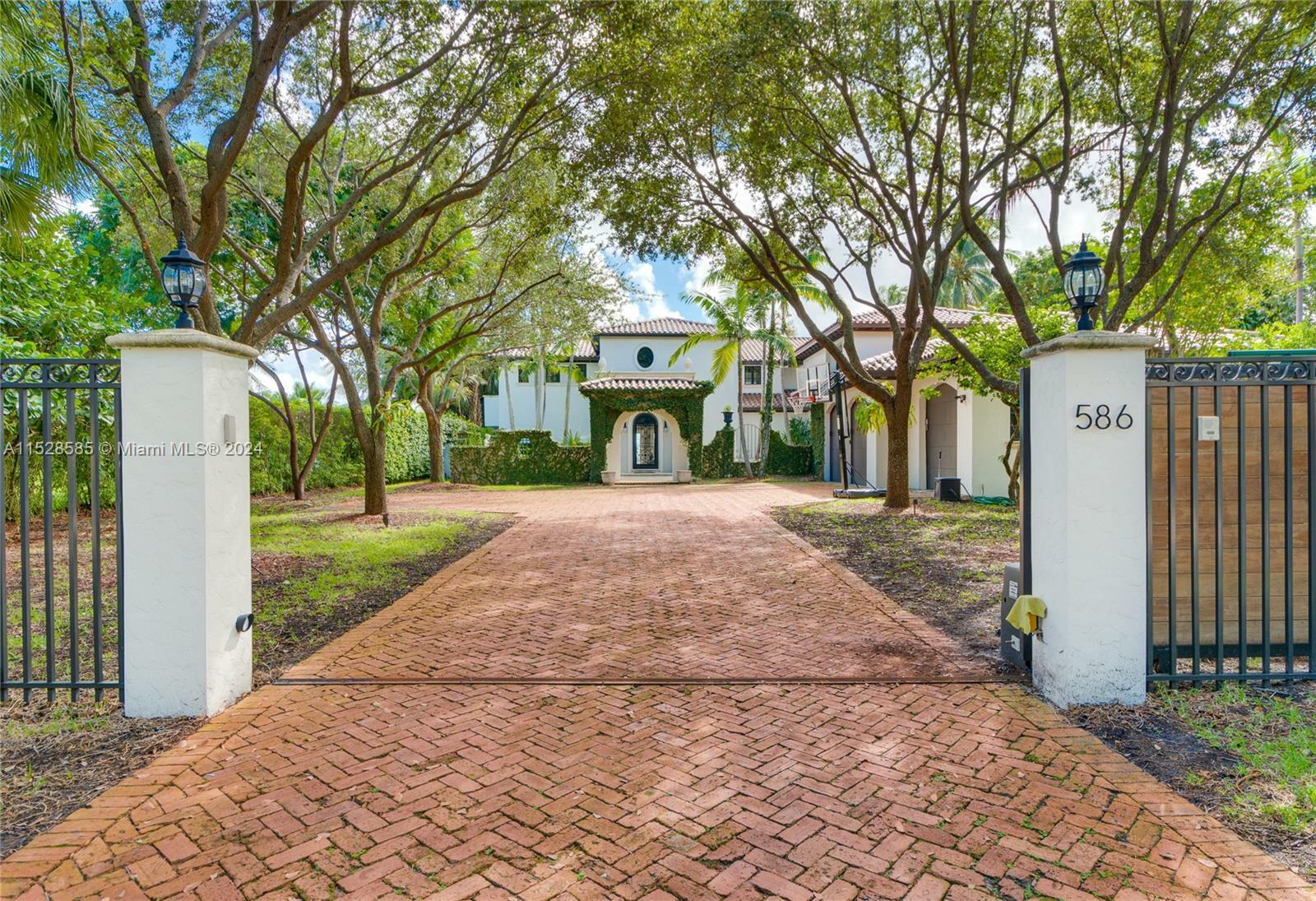 Property Photo:  586 Sabal Palm Rd  FL 33137 