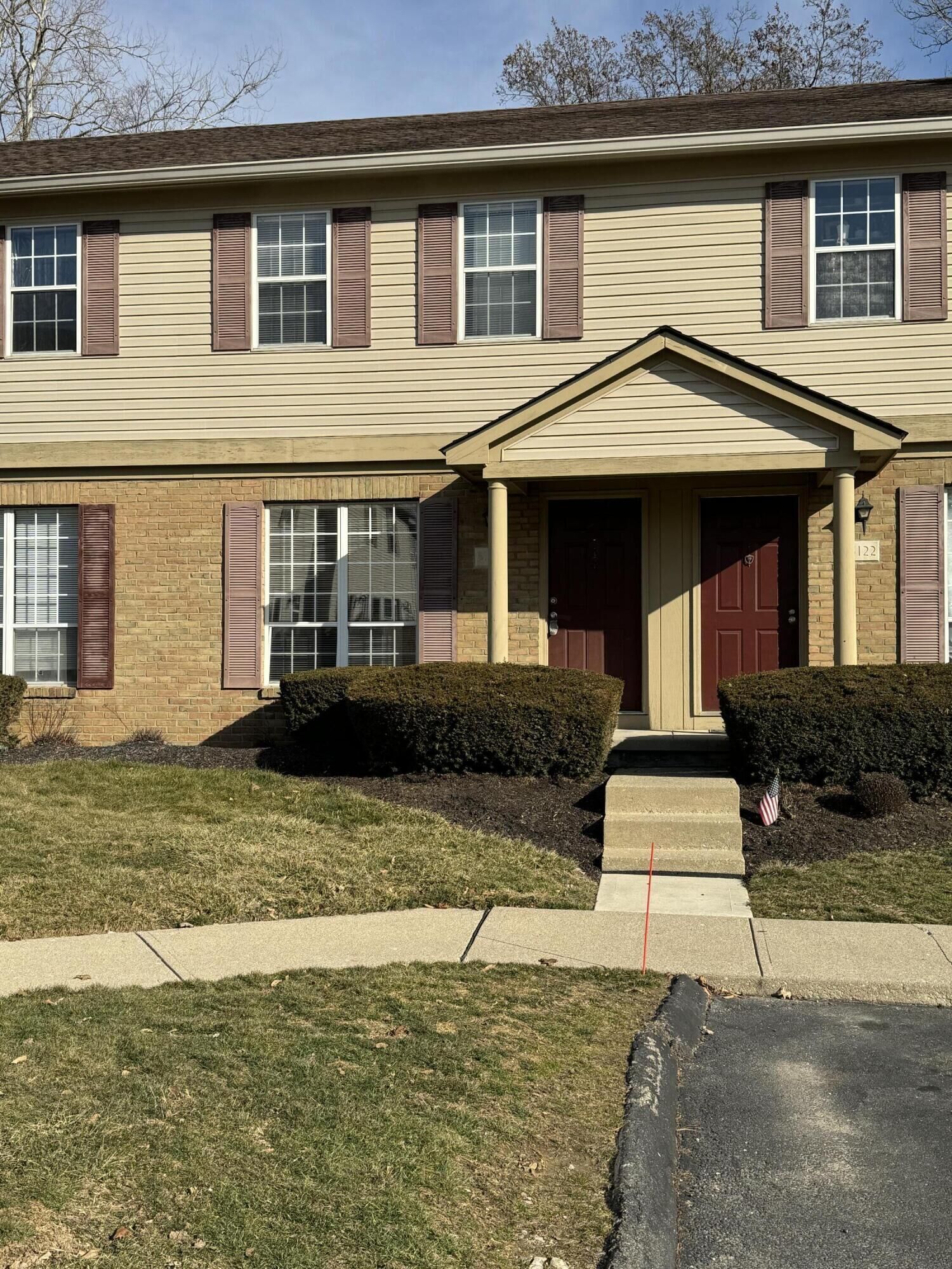 Property Photo: 5124 Dalmeny Court OH 43220