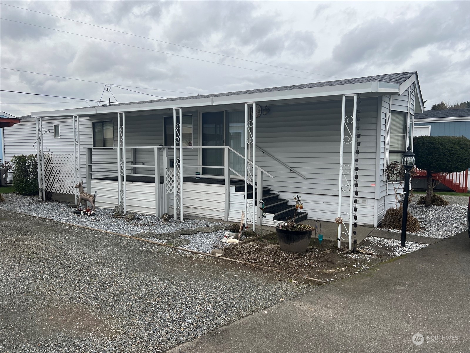 Property Photo: 5608 113th Avenue E 55 WA 98372