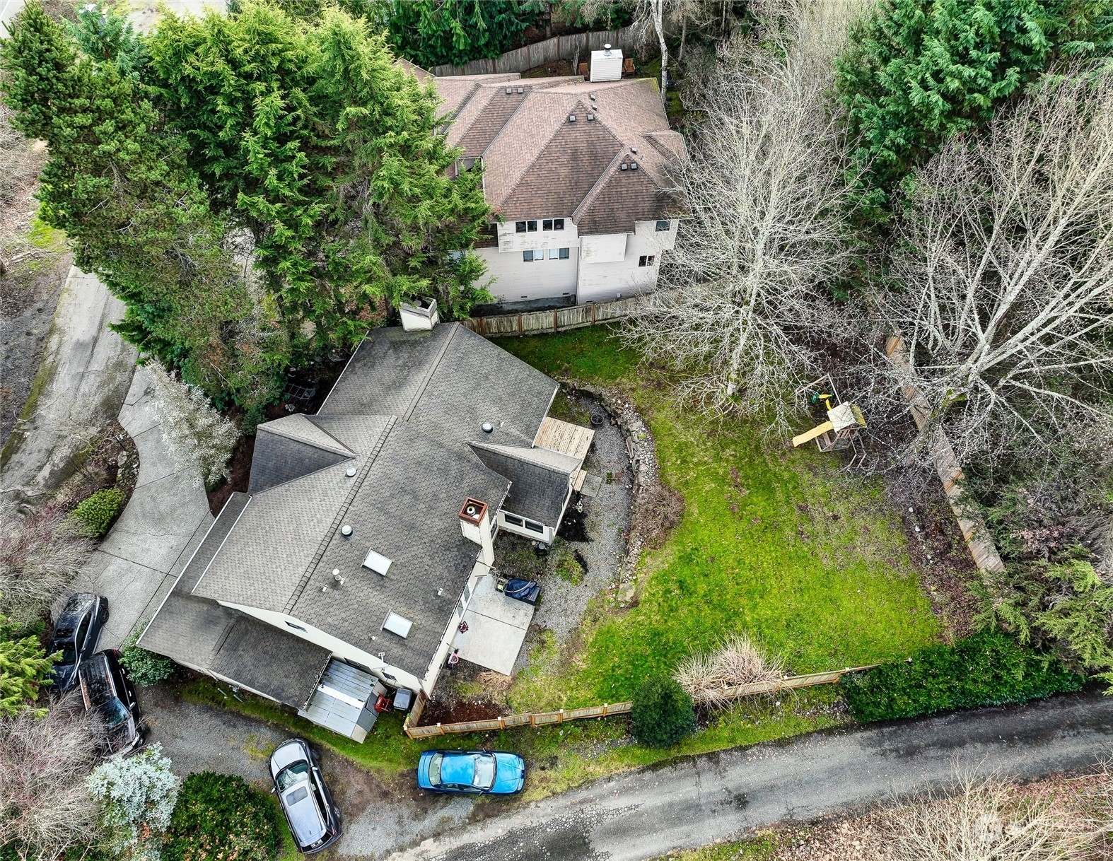 Property Photo:  706 S Davies Road  WA 98258 