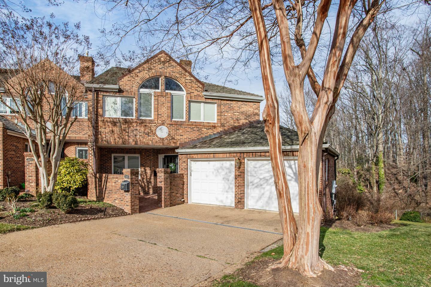 2471 N Wakefield Court  Arlington VA 22207 photo