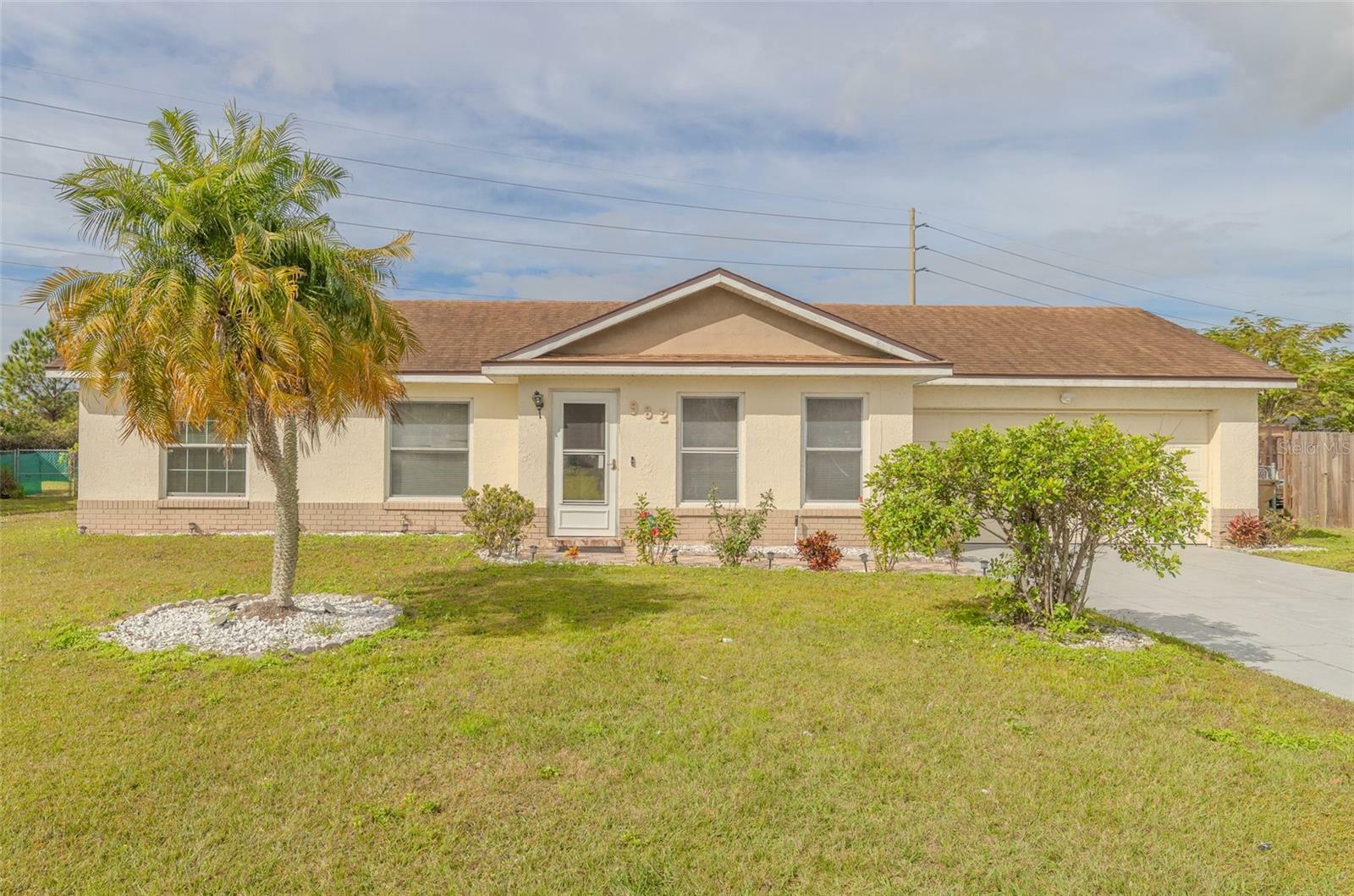 982 Hickory Court  Kissimmee FL 34743 photo