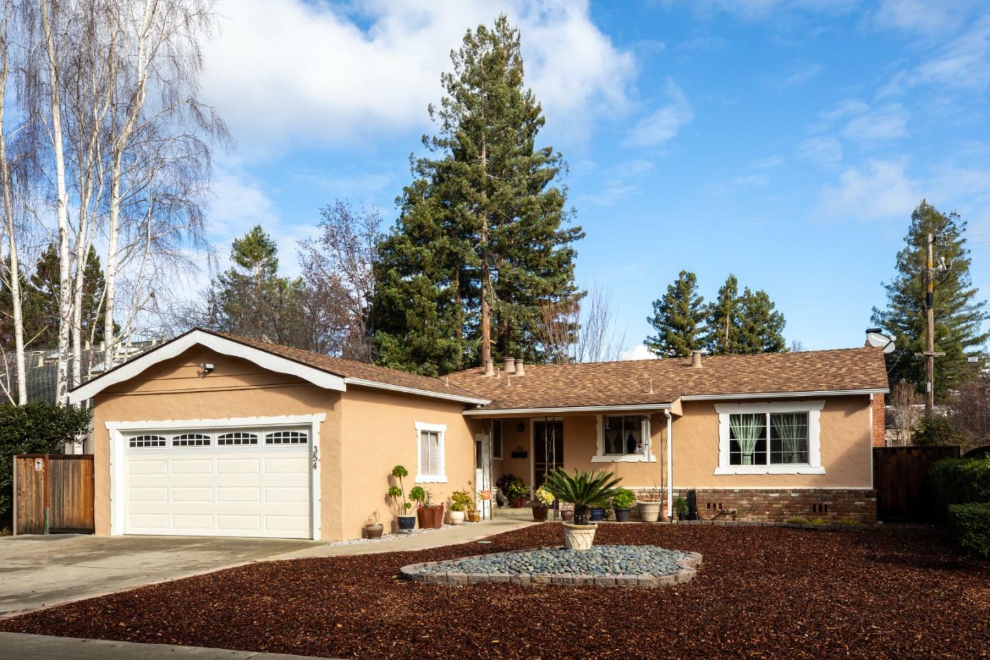 Property Photo:  354 Flynn Avenue  CA 94043 