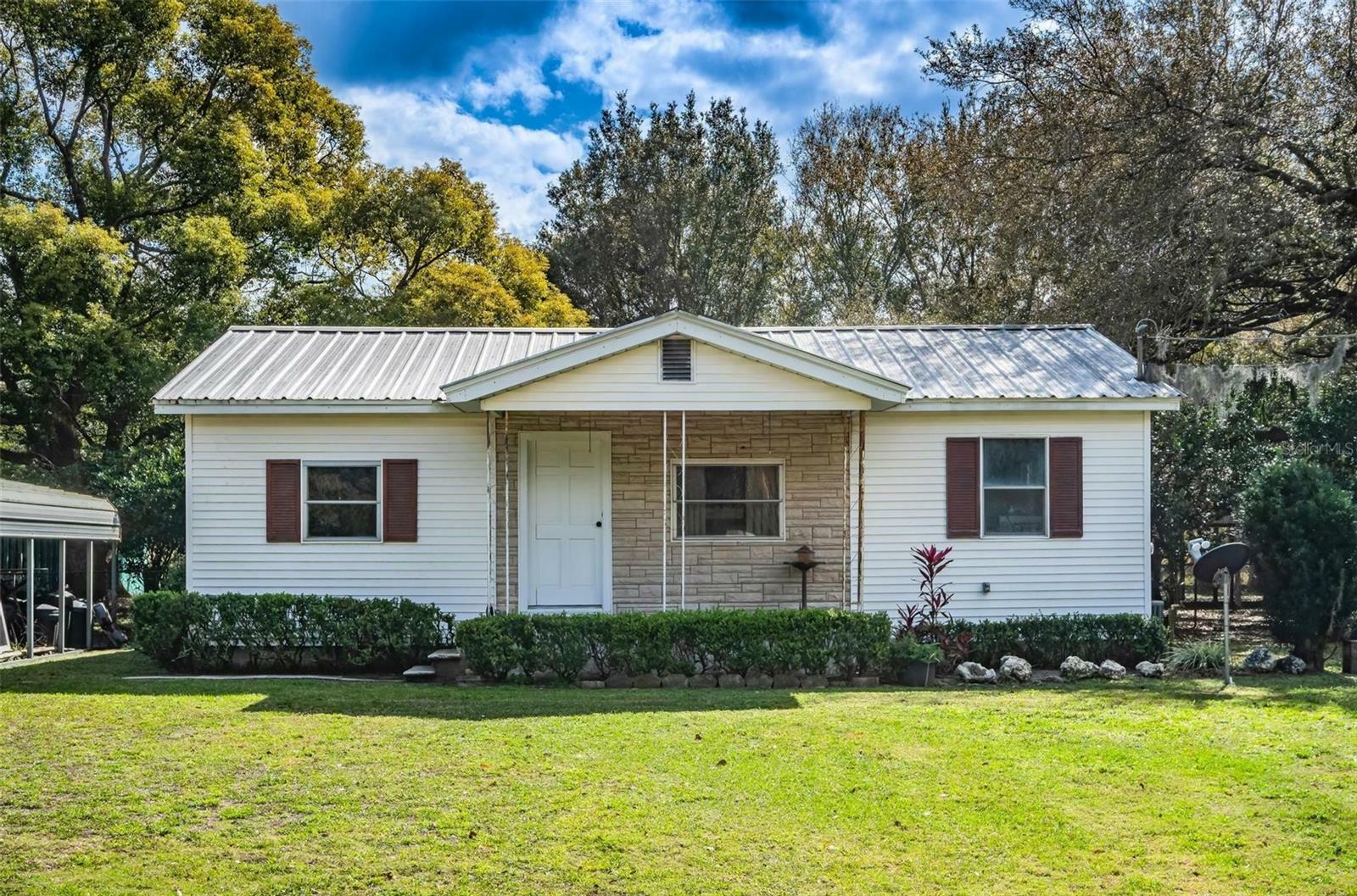 Property Photo: 5110 Pandora Place FL 33566