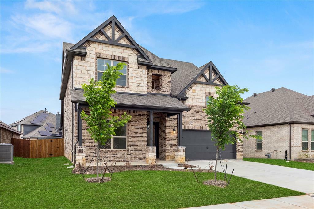 Property Photo: 243 Clairmont Drive TX 76259