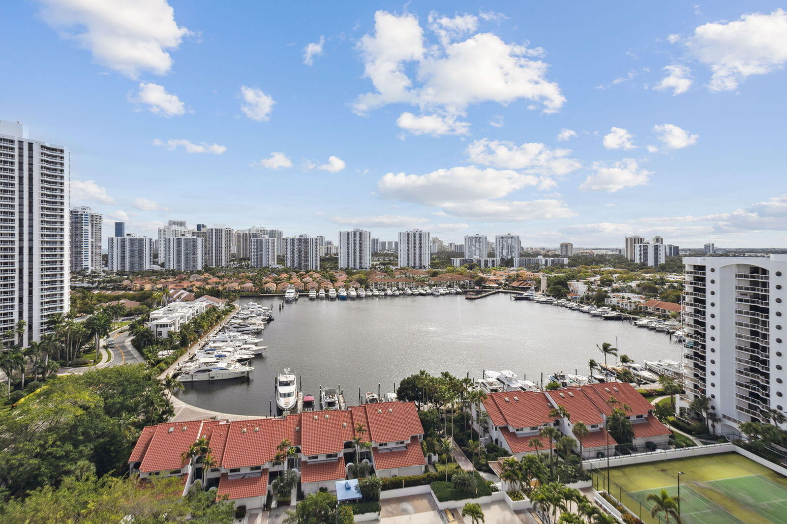 Property Photo:  3640 Yacht Club Drive 1706  FL 33180 