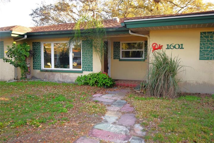 Property Photo:  1601 Pinewood Drive  FL 33756 