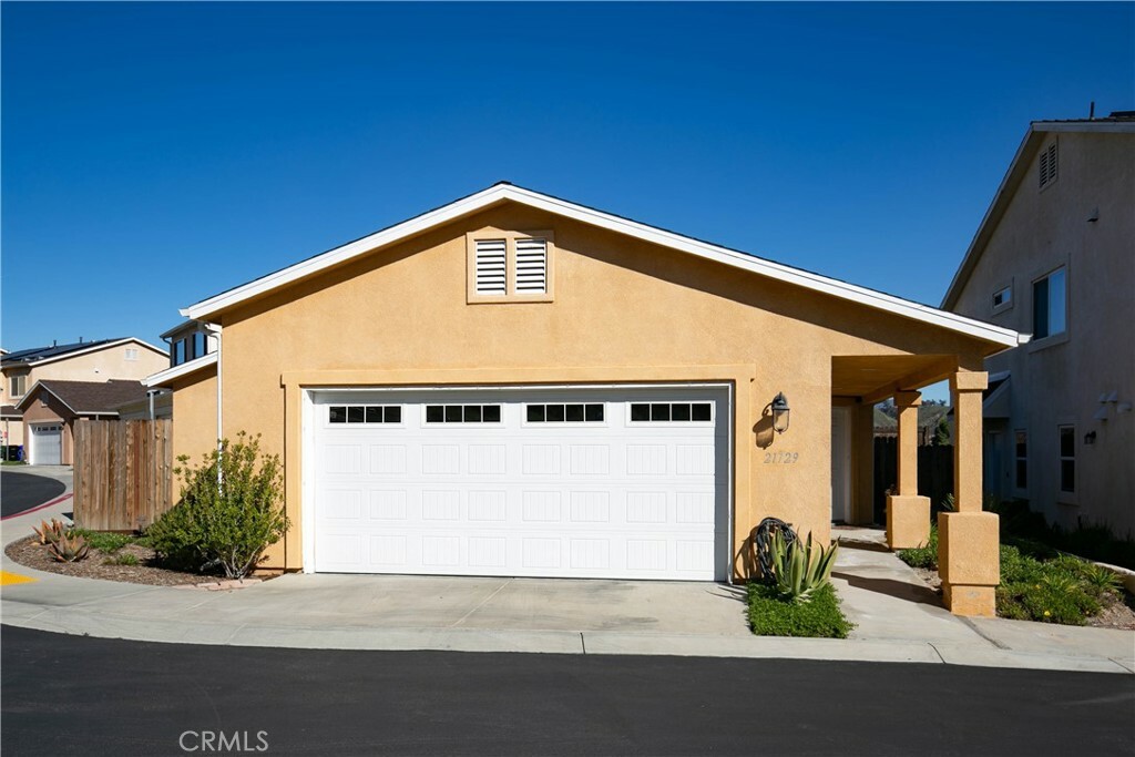 Property Photo:  21729 Doreen Place  CA 91350 