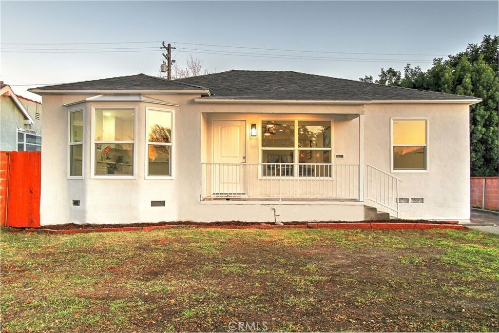 Property Photo: 6812 Gretna Avenue S CA 90606