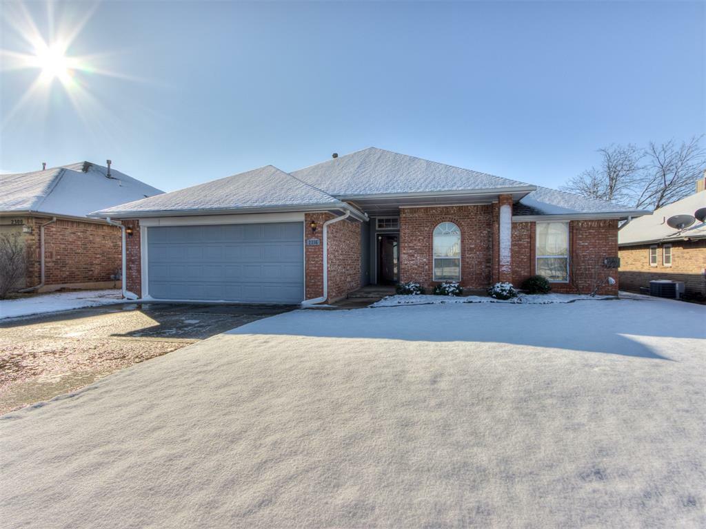Property Photo: 2216 NE 4th Street OK 73160