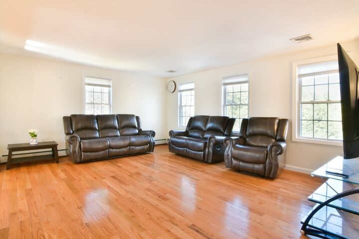 Property Photo:  53 Arrowwood Dr 53  MA 01545 