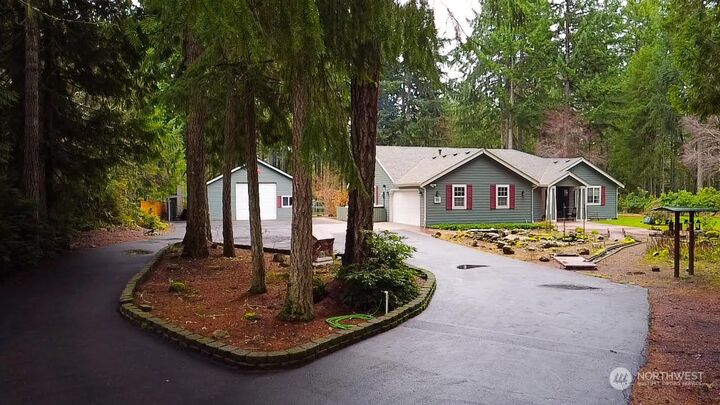 Property Photo:  4848 Shellridge Road NW  WA 98502 