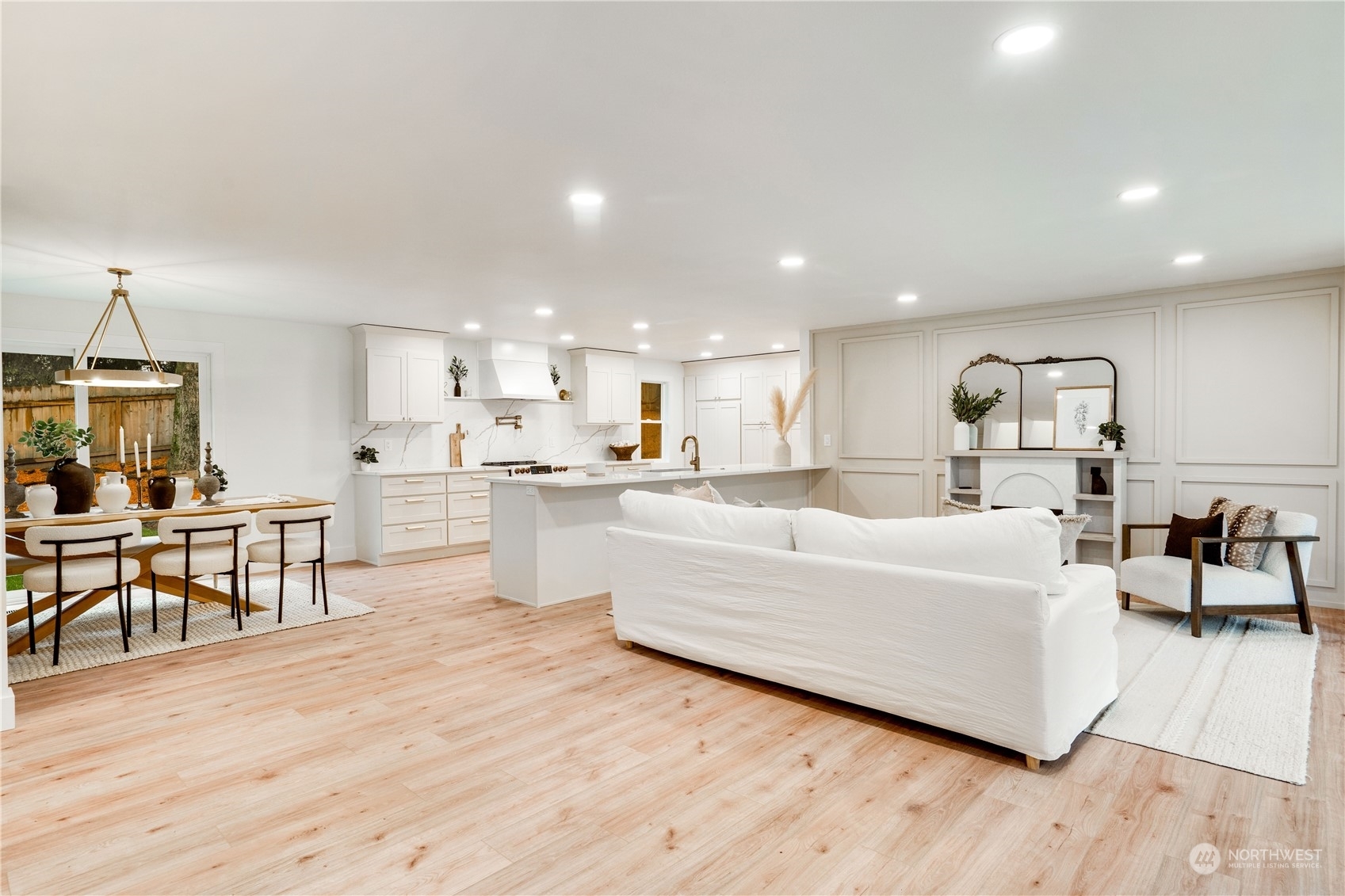 Property Photo: 1564 Woodside Court WA 98466