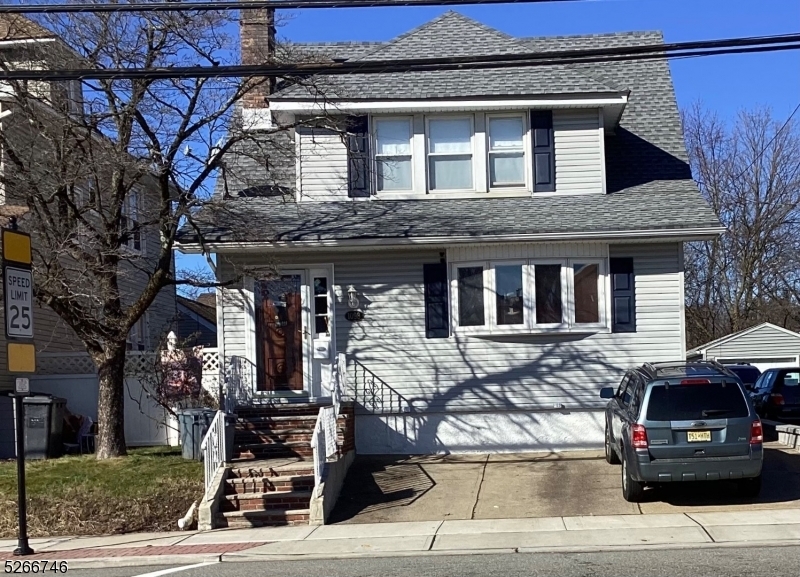 Property Photo:  1098 McBride Ave  NJ 07424 