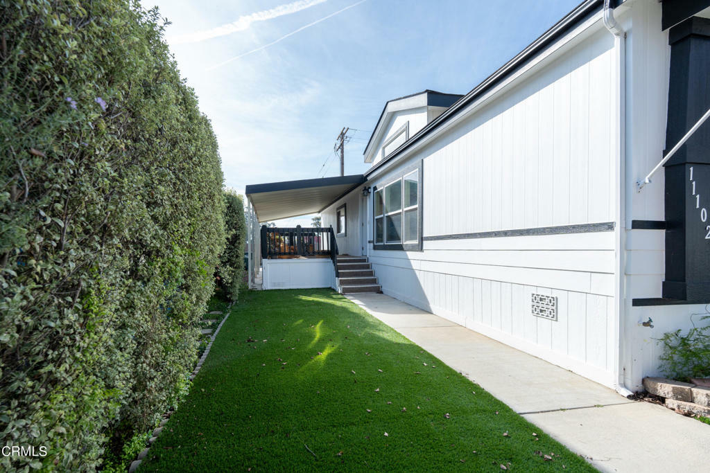 Property Photo:  11102 Carlos Street 122  CA 93004 