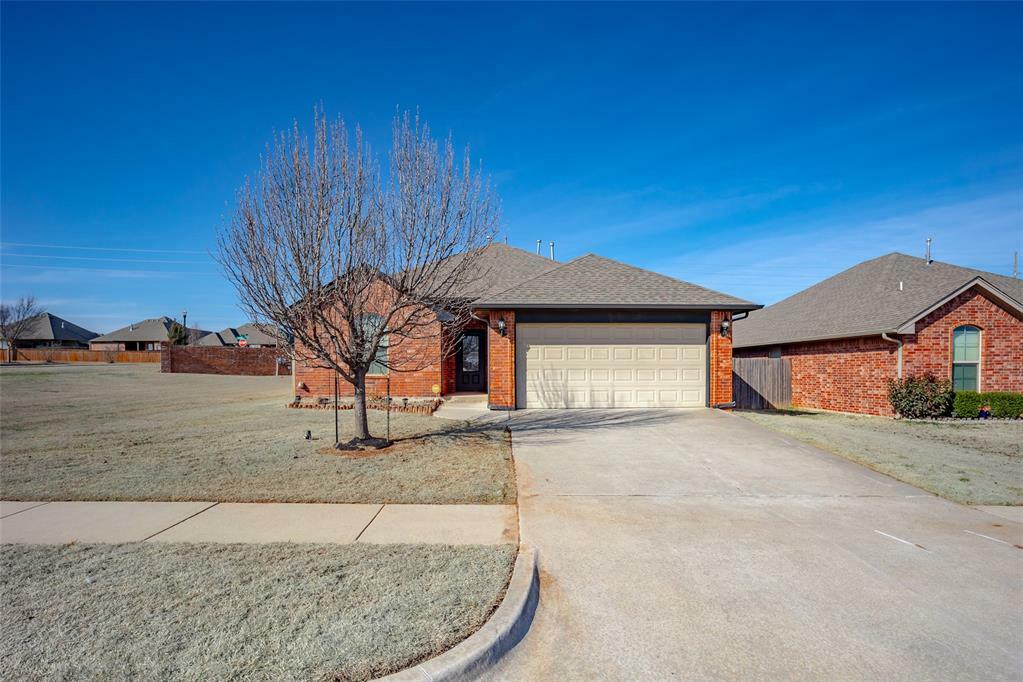 Property Photo:  3709 Brougham Way  OK 73179 